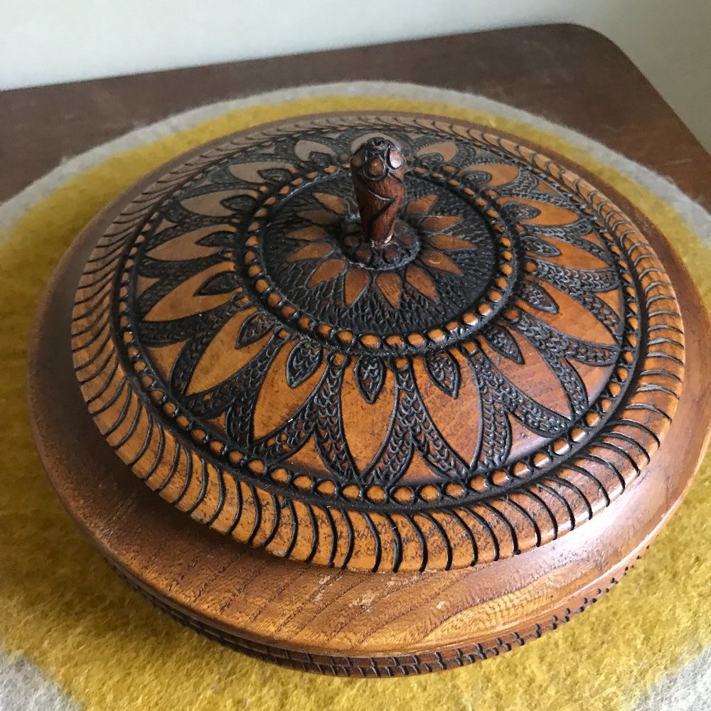 Vintage Mid Century Modern Covered Catch All Bowl - Picture 1 of 6